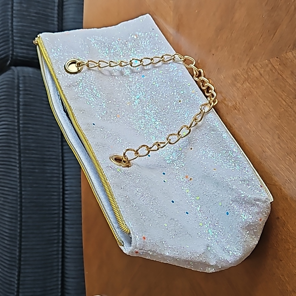 Cooler bag, fits wine bottle, brand unknown